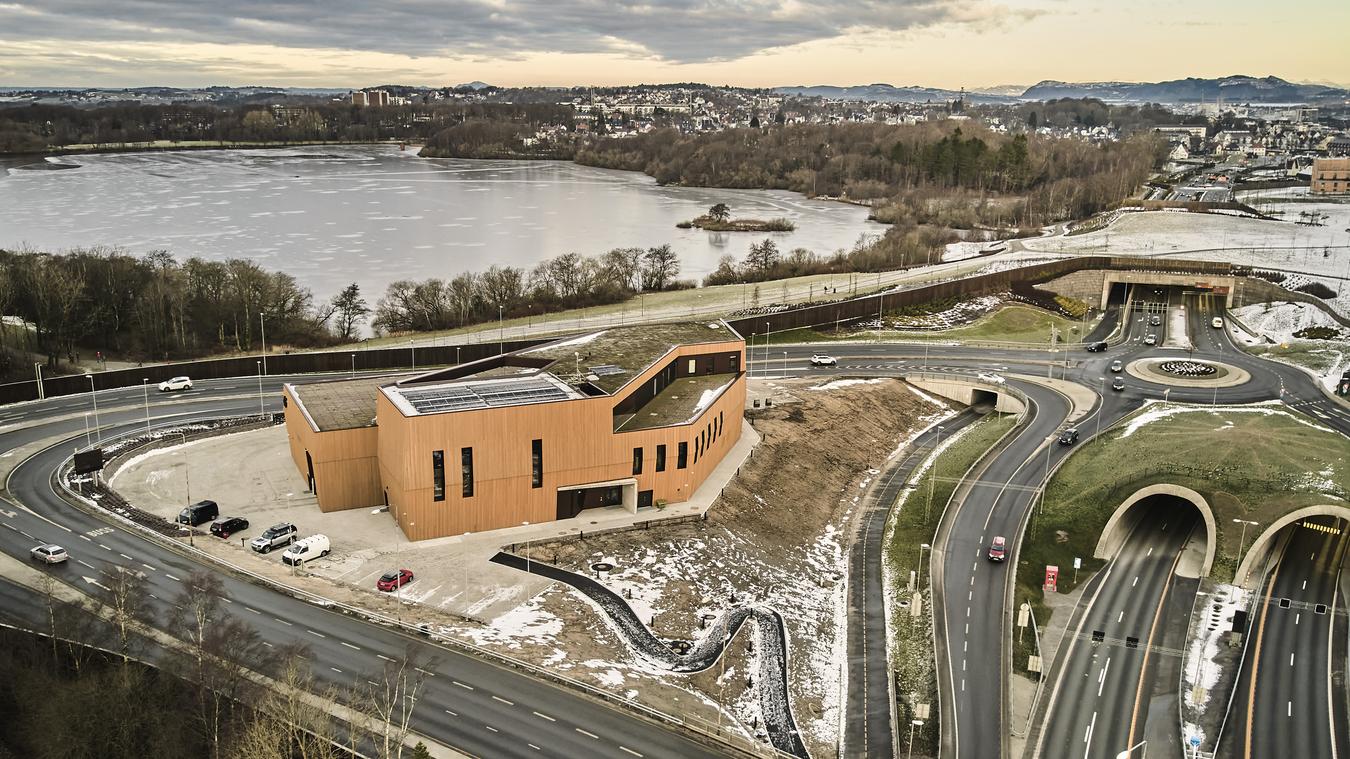 Oversikt over bygget og veinettet. Foto